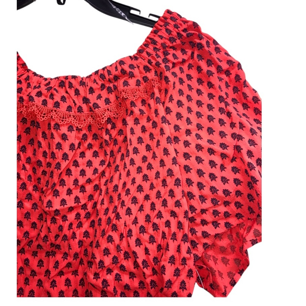 Red Patterned Women's Top - Picture 2 of 2